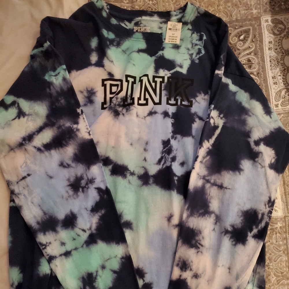 VS/PINK Long Sleeve Campus Tee